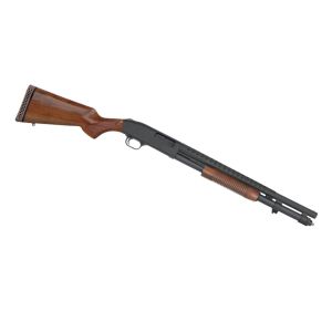 Mossberg – 590 Persuader Series, w/ Heat Shield, Walnut Pump/Stock, 12Ga. 3″ 20″ BBL